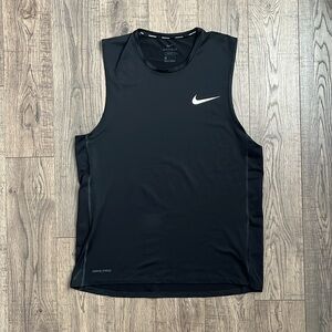 Nike Pro Slim Fit Tank